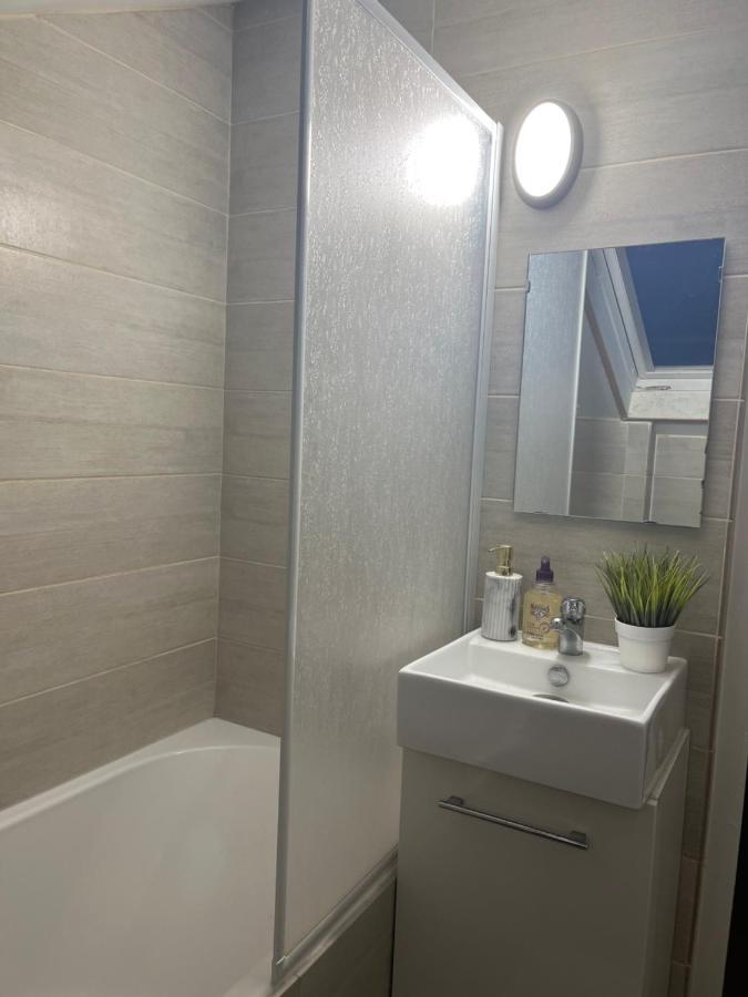 Appartement Cosy La Treille Vieux Лил Екстериор снимка