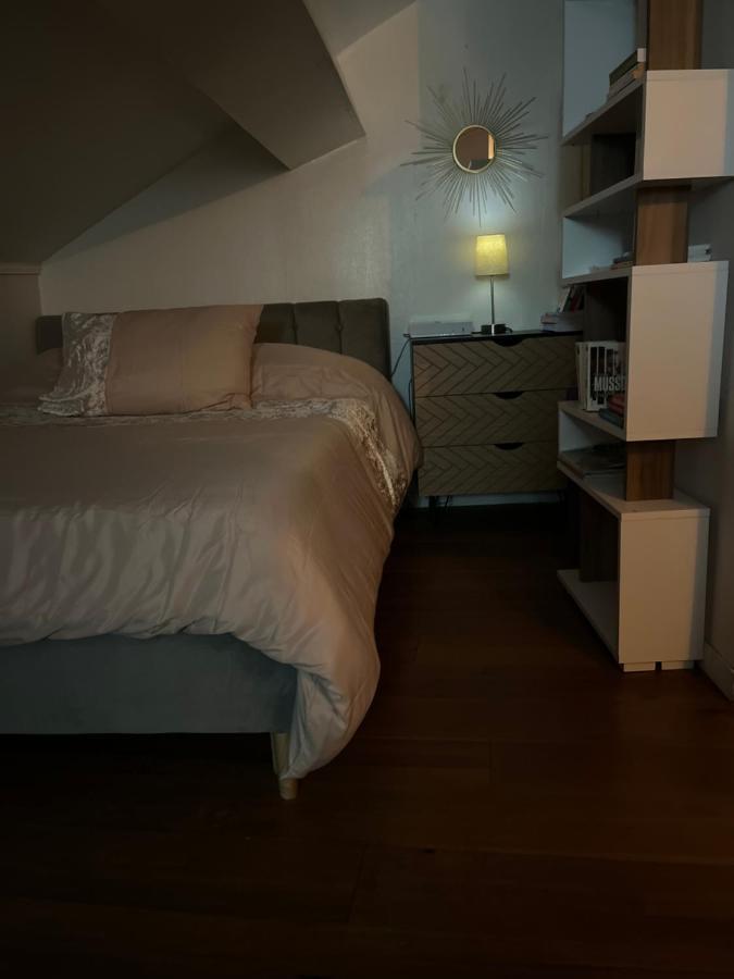 Appartement Cosy La Treille Vieux Лил Екстериор снимка
